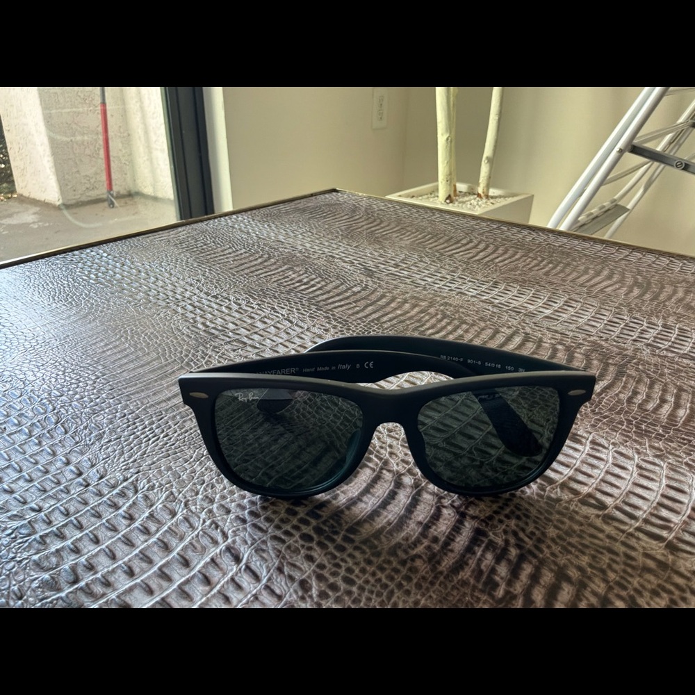 Ray-Ban Wayfarer - Picture 7 of 7